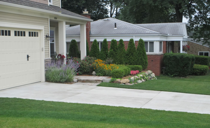 Oakland County Landscaper Discusses Winterizing Your Driveway and Sidewalk