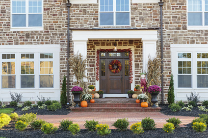 Birmingham Landscaper Gives Tips on Preparing Your Home for Holiday Guests